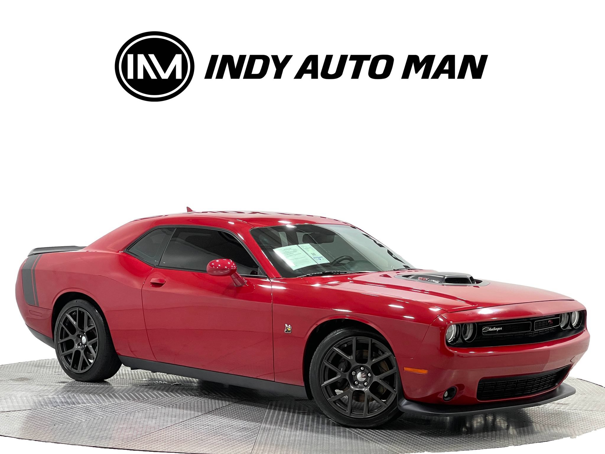 Used 2016 Dodge Challenger R/T Scat Pack RWD image 2