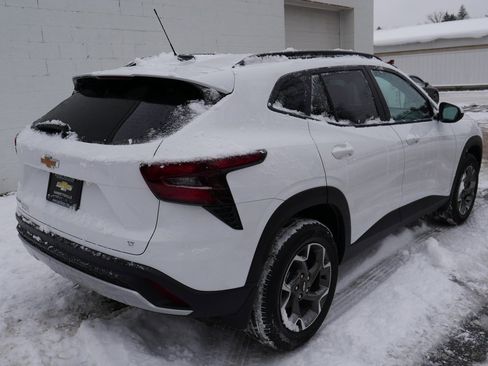 New 2026 Chevrolet Trax LT w/ Driver Confidence Package image 7