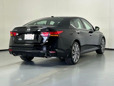 Used 2025 Nissan Altima 2.5 SL image 7