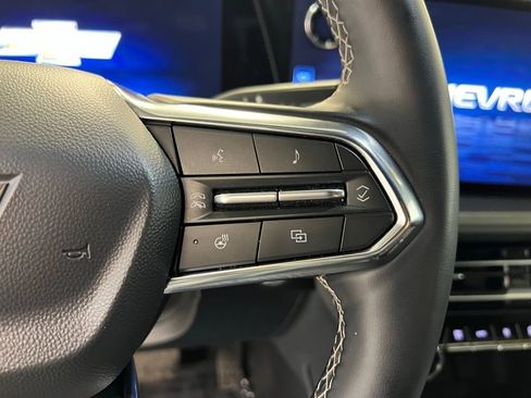 Used 2024 Chevrolet Traverse LT image 19