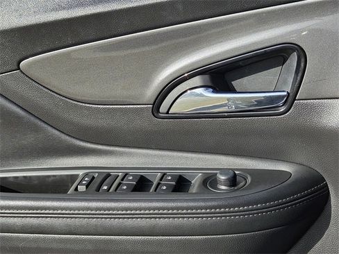 Used 2019 Buick Encore Essence w/ Experience Buick Package image 26