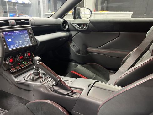 Used 2023 Subaru BRZ Limited RWD image 16