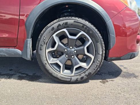 Used 2013 Subaru Crosstrek 2.0i Limited w/ Popular Pkg 1 AWD/4WD image 10