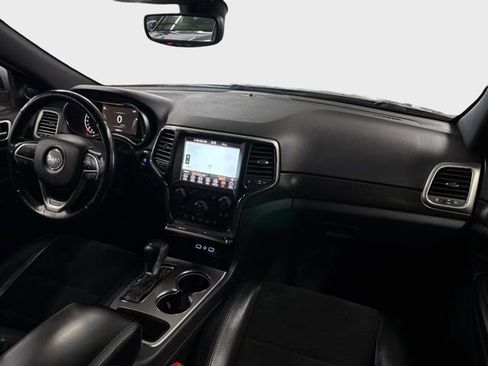 Used 2018 Jeep Grand Cherokee Altitude image 30