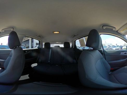 Used 2026 Kia Sportage LX FWD image 37