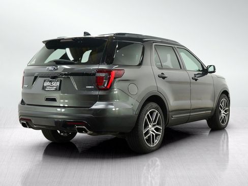 Used 2017 Ford Explorer Sport w/ Equipment Group 401A AWD/4WD image 6