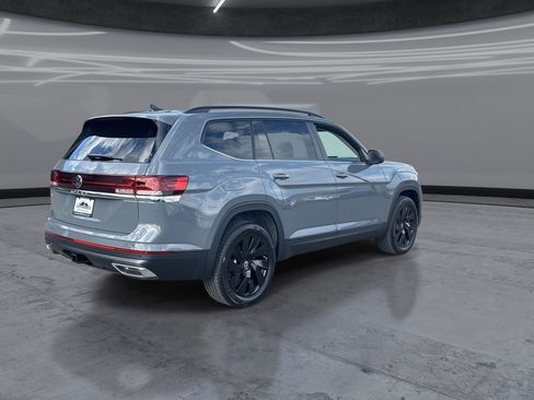New 2026 Volkswagen Atlas SE FWD image 5