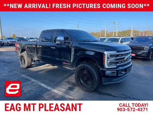 Used 2024 Ford F350 Platinum image 1