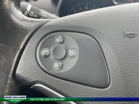 Used 2014 Chevrolet Impala LT w/ Convenience Package image 16