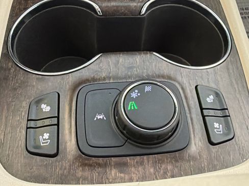Used 2022 GMC Acadia Denali w/ LPO, Floor Liner Package FWD image 54