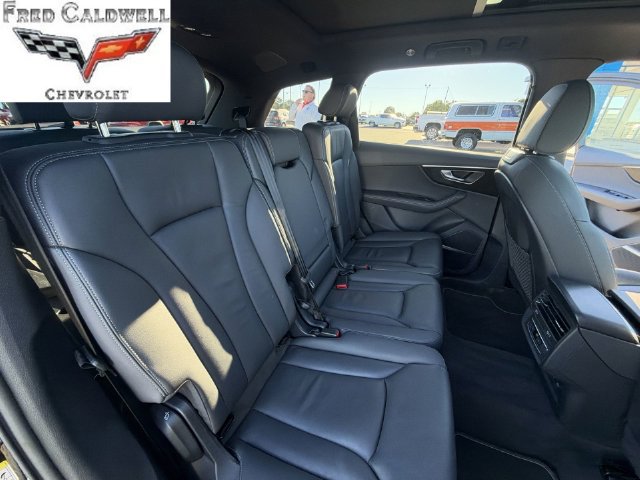 Used 2025 Audi Q7 3.0T Premium Plus AWD/4WD image 33