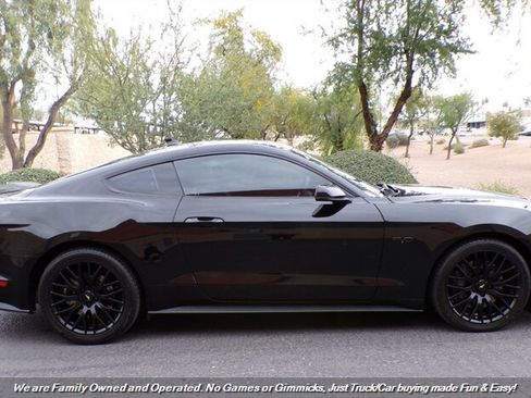 Used 2021 Ford Mustang GT Premium w/ Equipment Group 401A image 7
