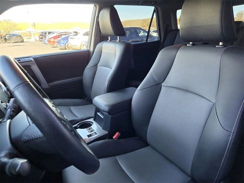 Used 2024 Toyota 4Runner SR5 Premium image 20
