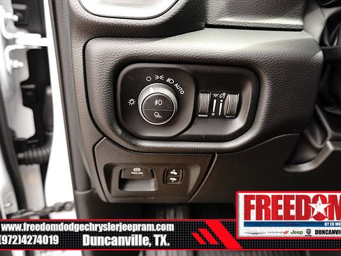 New 2026 RAM 1500 Laramie w/ Laramie Southwest Edition AWD/4WD image 28