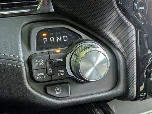 Certified 2025 RAM 1500 Limited image 20