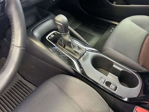 Used 2025 Toyota Corolla SE FWD image 20