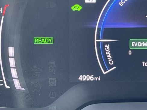 Used 2026 Toyota Corolla LE FWD image 22