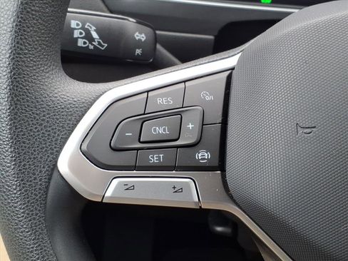 Certified 2022 Volkswagen Tiguan S image 14