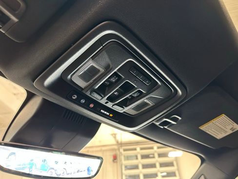 Used 2024 Chevrolet Silverado 1500 High Country image 35