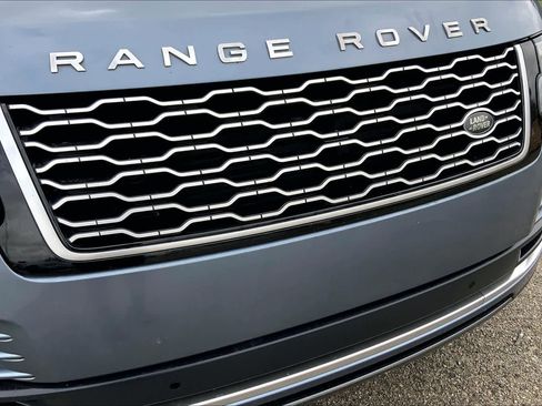Used 2019 Land Rover Range Rover HSE image 28