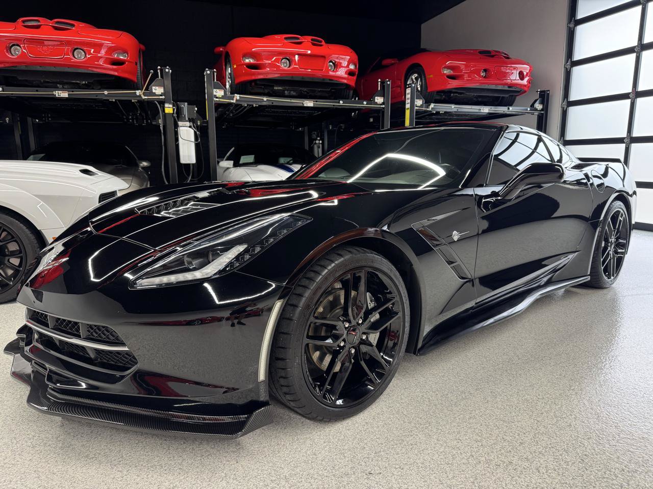 Used 2019 Chevrolet Corvette Stingray Coupe w/ 1LT RWD image 5