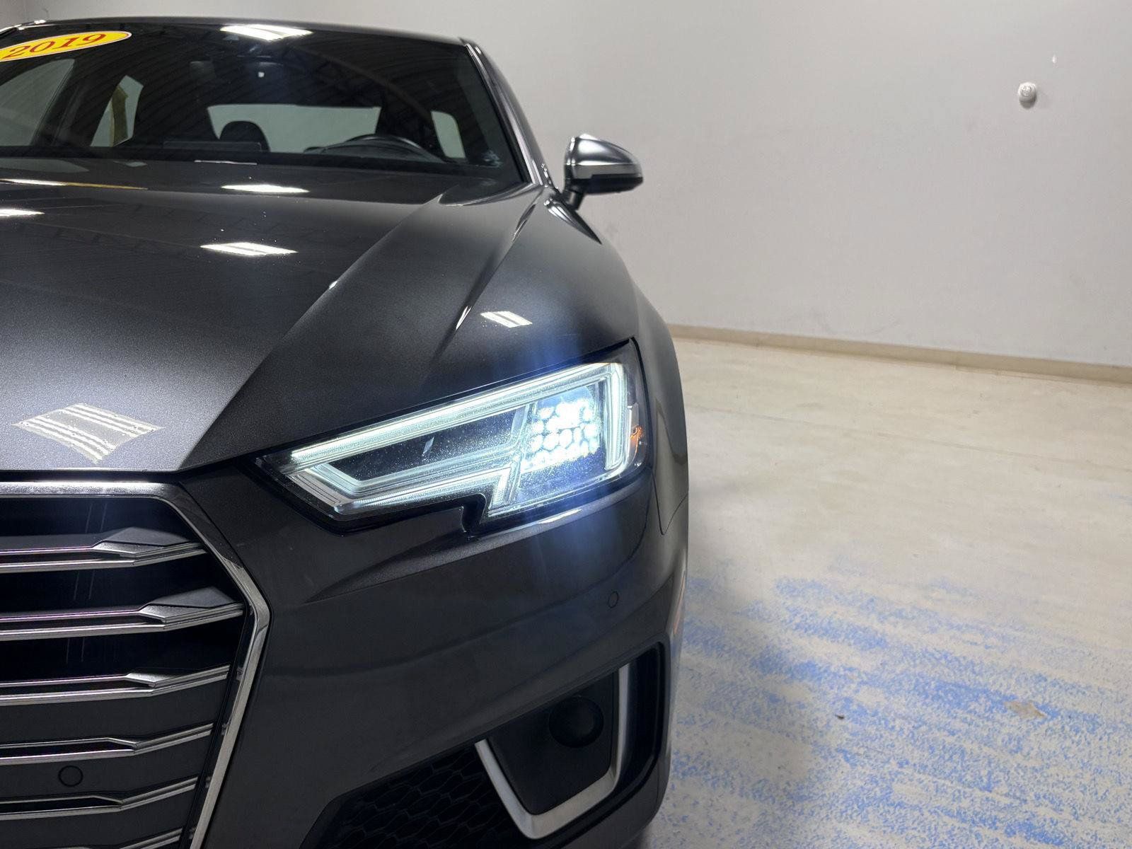 Used 2019 Audi S4 Prestige AWD/4WD image 34