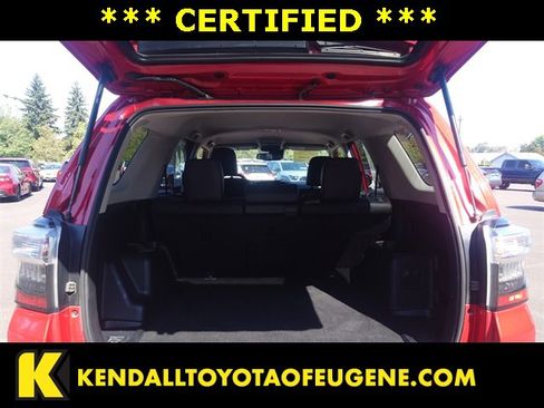 Certified 2024 Toyota 4Runner TRD Off-Road Premium image 16