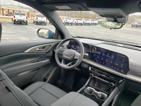 New 2026 Chevrolet Traverse LT w/ Midnight/Sport Edition image 39