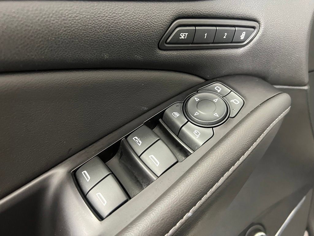 Used 2019 Buick Enclave Avenir w/ Avenir Technology Package AWD/4WD image 20