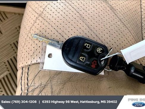 Used 2015 Ford F350 Lariat w/ Lariat Ultimate Package image 9