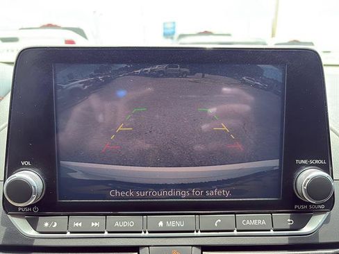 Used 2024 Nissan Altima 2.5 SR FWD image 27