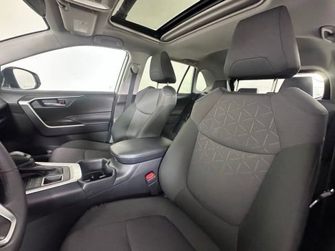 Used 2025 Toyota RAV4 XLE w/ Convenience Package AWD/4WD image 21