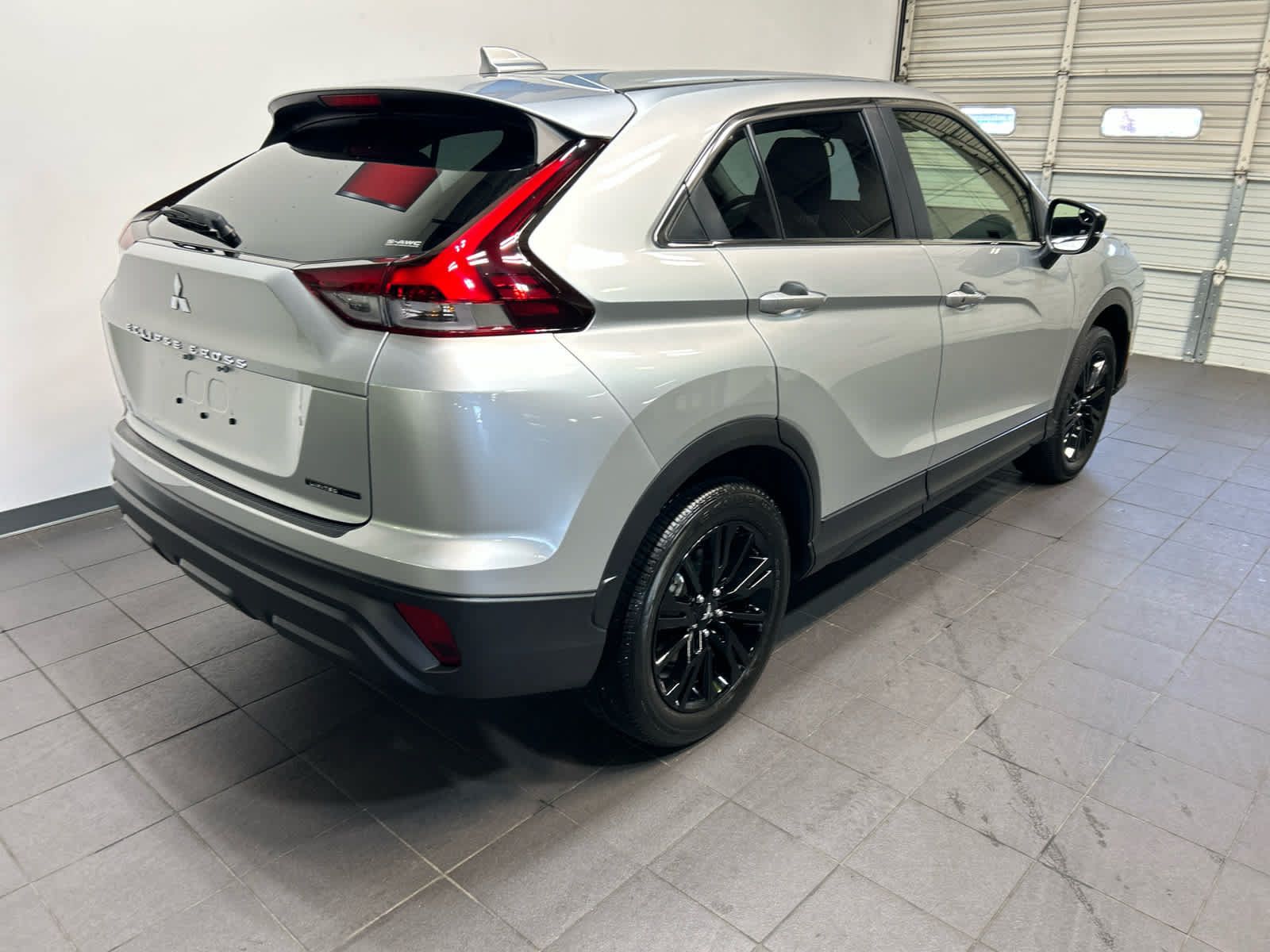 Used 2026 Mitsubishi Eclipse Cross AWD image 3