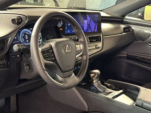 Used 2023 Lexus ES 300h Ultra Luxury w/ Accessory Package (Z2) image 23