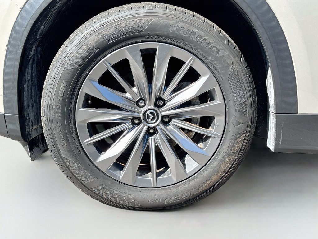Used 2024 MAZDA CX-90 3.3 Turbo w/ Preferred Plus AWD/4WD image 33