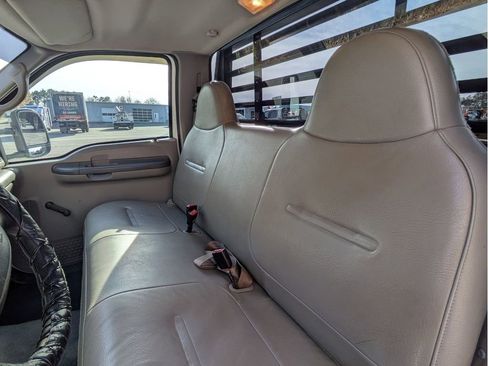 Used 1999 Ford F350 XLT image 16