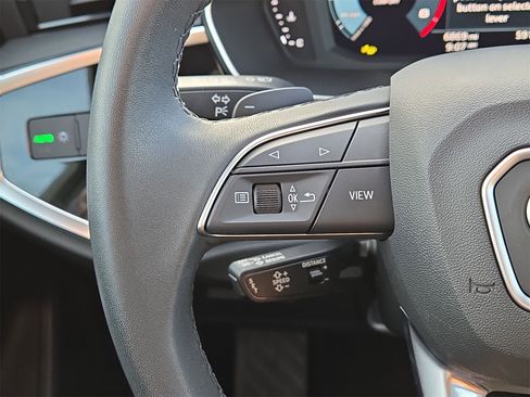 Used 2025 Audi Q3 2.0T Premium w/ Convenience Package image 21