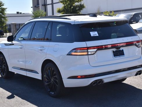 New 2026 Lincoln Aviator Reserve w/ Jet Appearance Package image 9