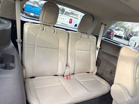 Used 2022 Lincoln Aviator Reserve w/ Equipment Group 201A image 23