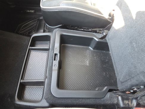 Used 2019 RAM 1500 Laramie image 33