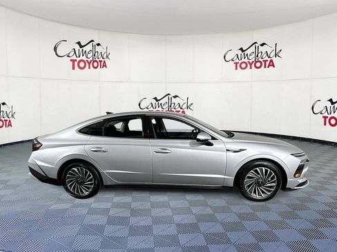 Used 2025 Hyundai Sonata SEL FWD image 9
