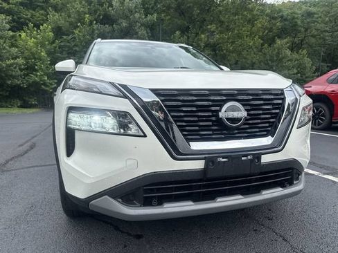 Used 2023 Nissan Rogue SV w/ SV Premium B Package AWD/4WD image 11