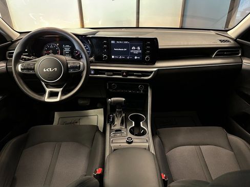 Used 2023 Kia K5 LXS FWD image 9
