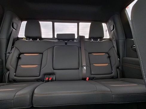 New 2026 GMC Sierra 1500 AT4 AWD/4WD image 28