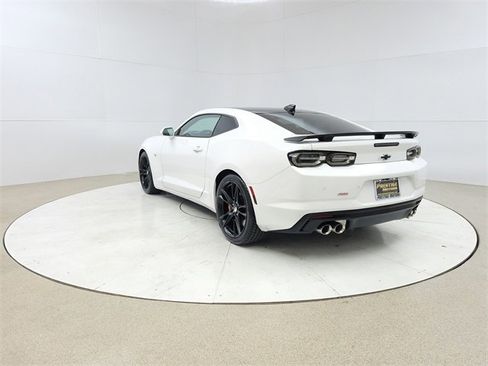 Used 2019 Chevrolet Camaro SS image 5
