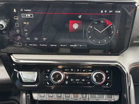 Used 2025 GMC Sierra 1500 AT4 w/ AT4 Premium Package image 20