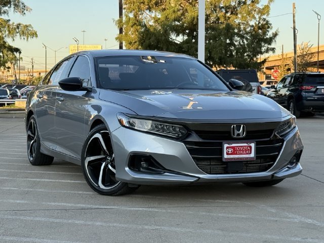 Used 2022 Honda Accord Sport image 2