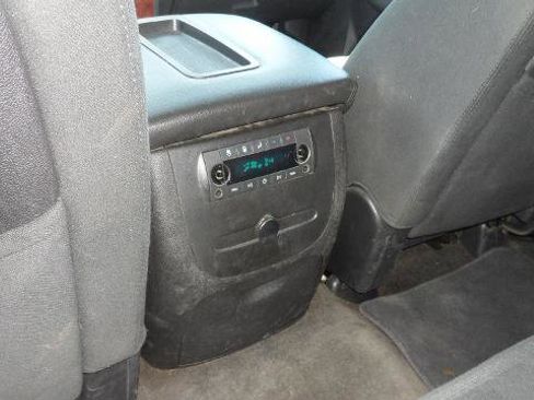 Used 2013 Chevrolet Suburban LS AWD/4WD image 13