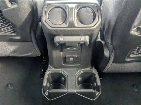 New 2026 Jeep Wrangler Unlimited Rubicon w/ Technology Group AWD/4WD image 17