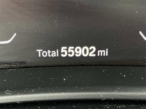 Used 2022 BMW X7 xDrive40i w/ Executive Package image 19